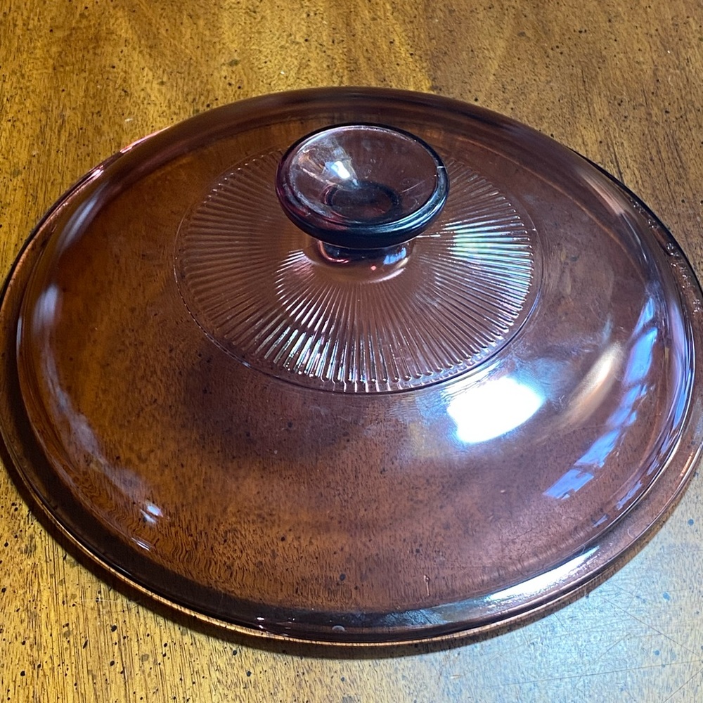 Corning Visions Cranberry 2.5 lid V-2.5-C